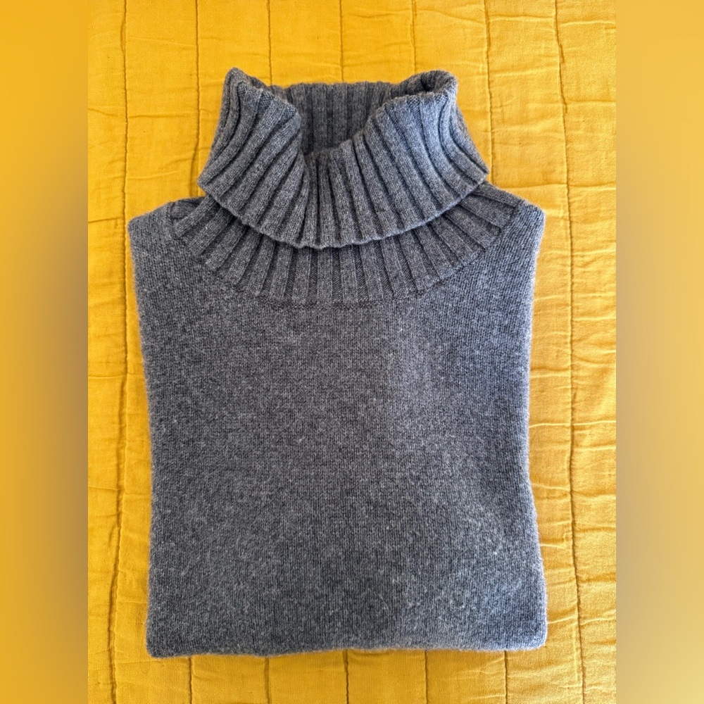 Patagonia cashmere Turtleneck Sweater - Picture 4 of 4